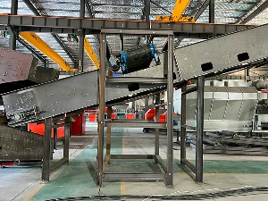 Overhead Magnetic Separator